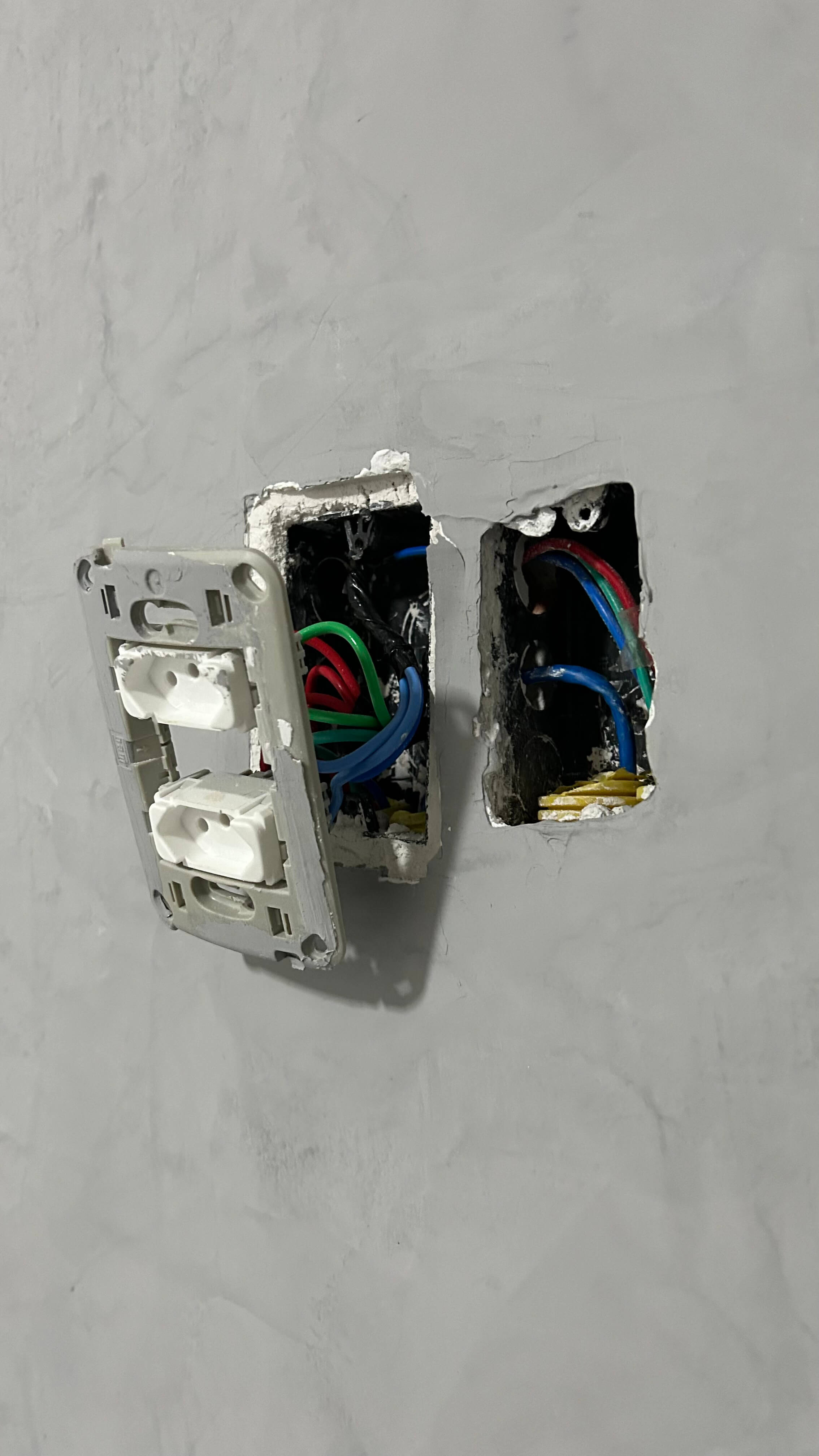 Aumento de carga elétrica residencial, comercial e industrial