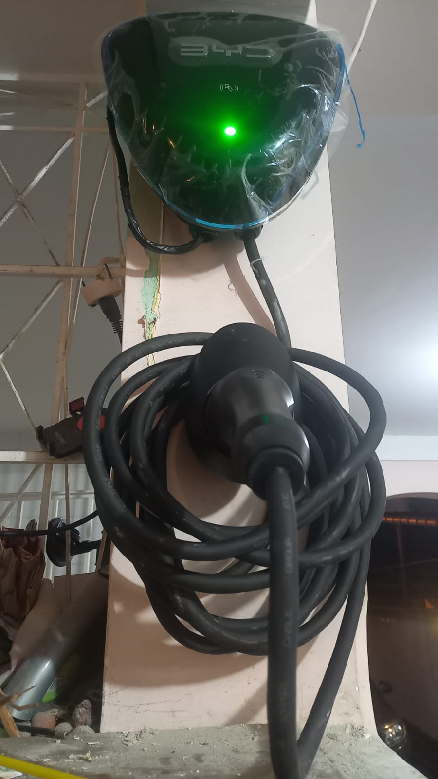 Caixas de medição instaladas em parede externa